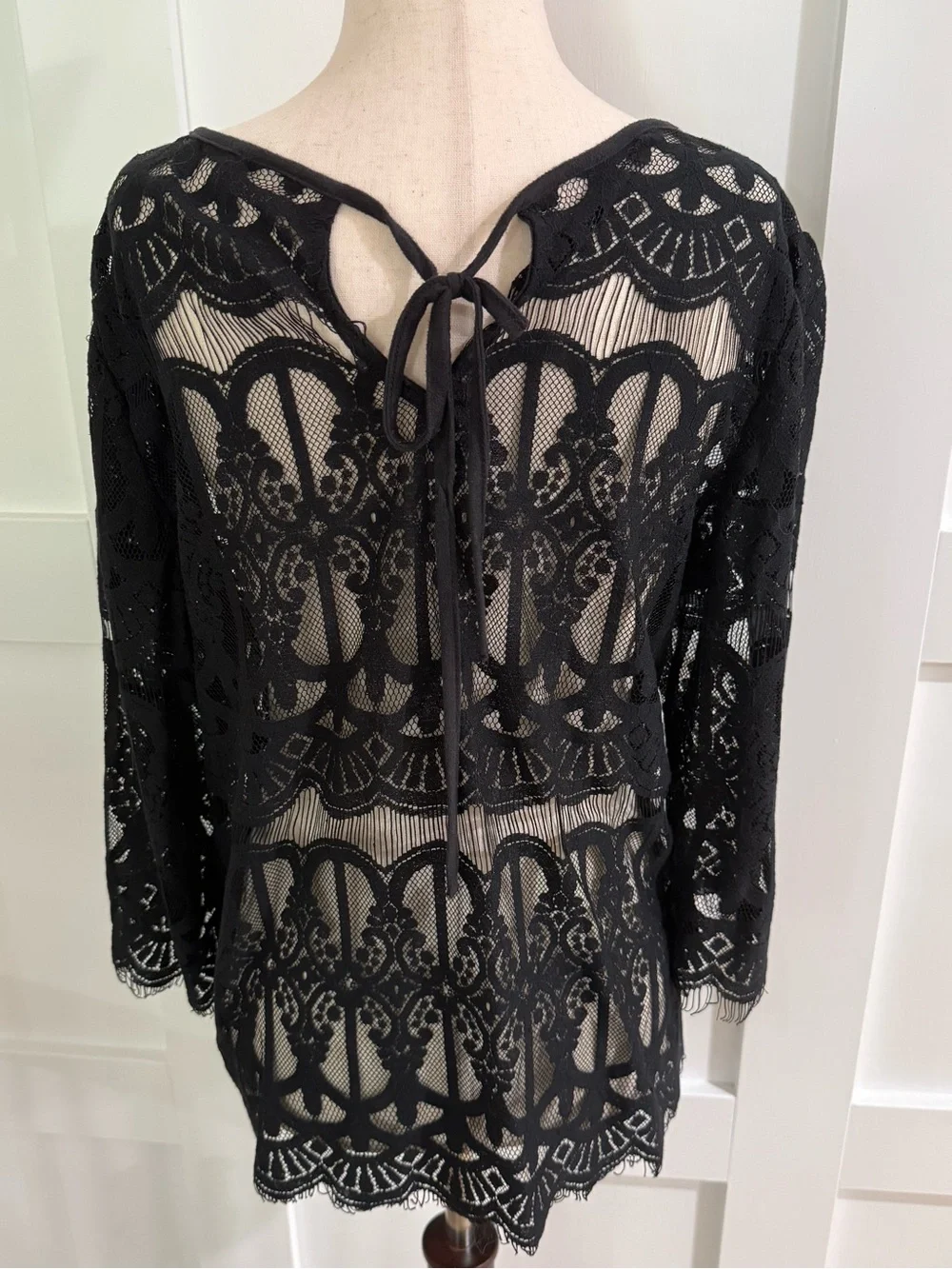 Black Sheer Lace Boho Tie-Back Top Size Large - Picture 5 of 5
